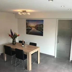 Ellens' Charming Place Center Appartement